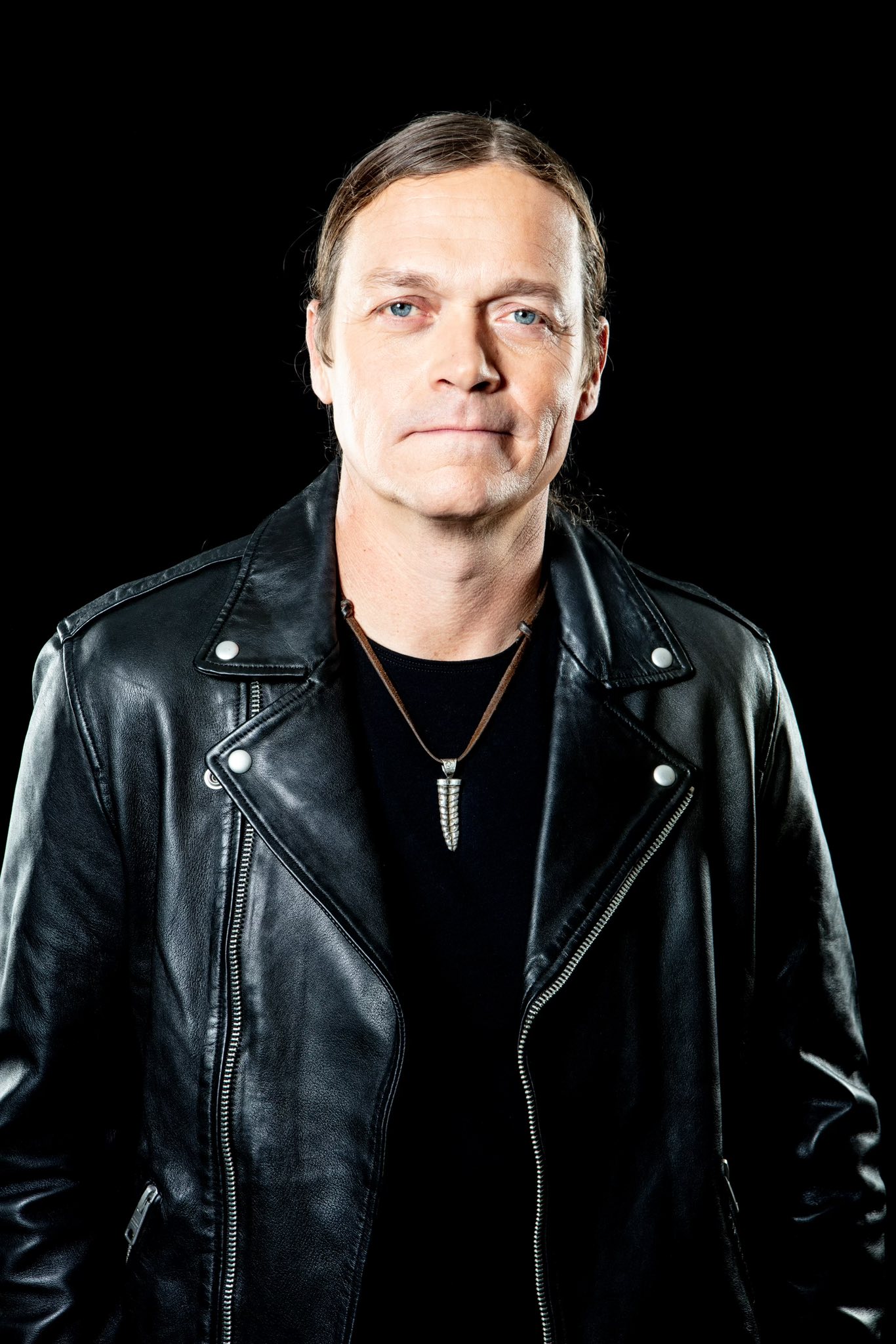 Looking Back At The Legacy Of Brad Arnold From 3 Doors Down Skratch N Brad 3 Doors Down